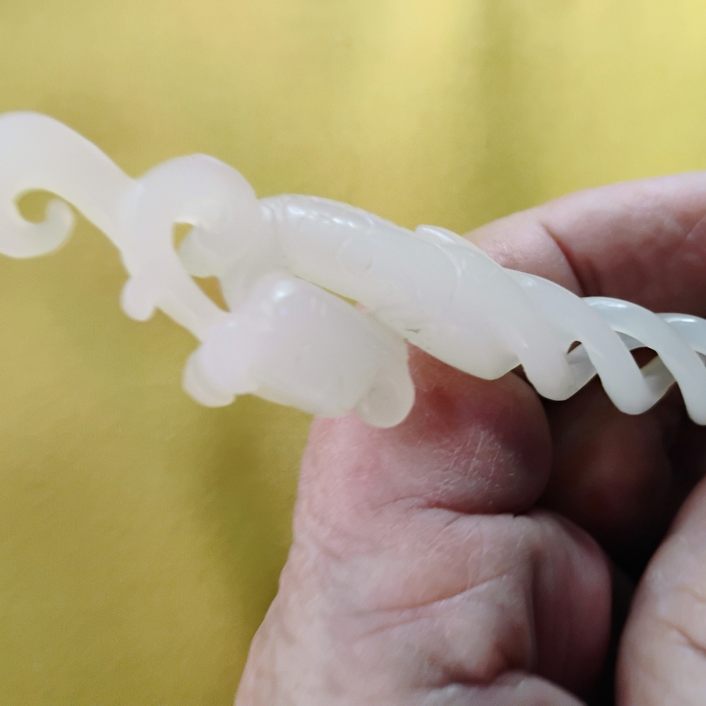 GORGEOUS WHITE JADE.💥DRAGON💥 TWISTED HAIR STICK, SCULPTED HAIR. NWT - Picture 10 of 14